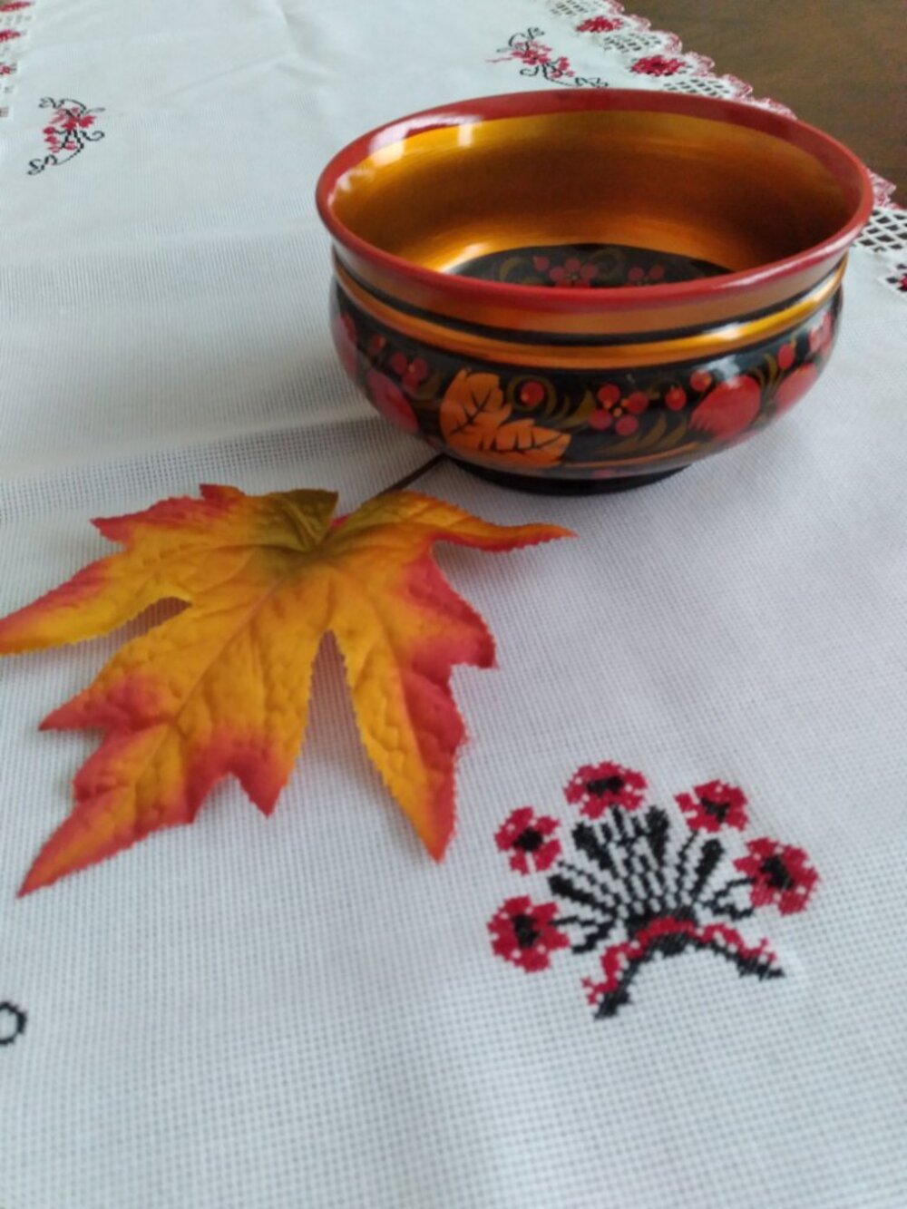 Vintage, Made in Ukraine wooden bowl, Unique hand painting